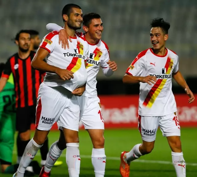 Futbol: Ziraat Türkiye Kupası Futbol: Ziraat Türkiye Kupası