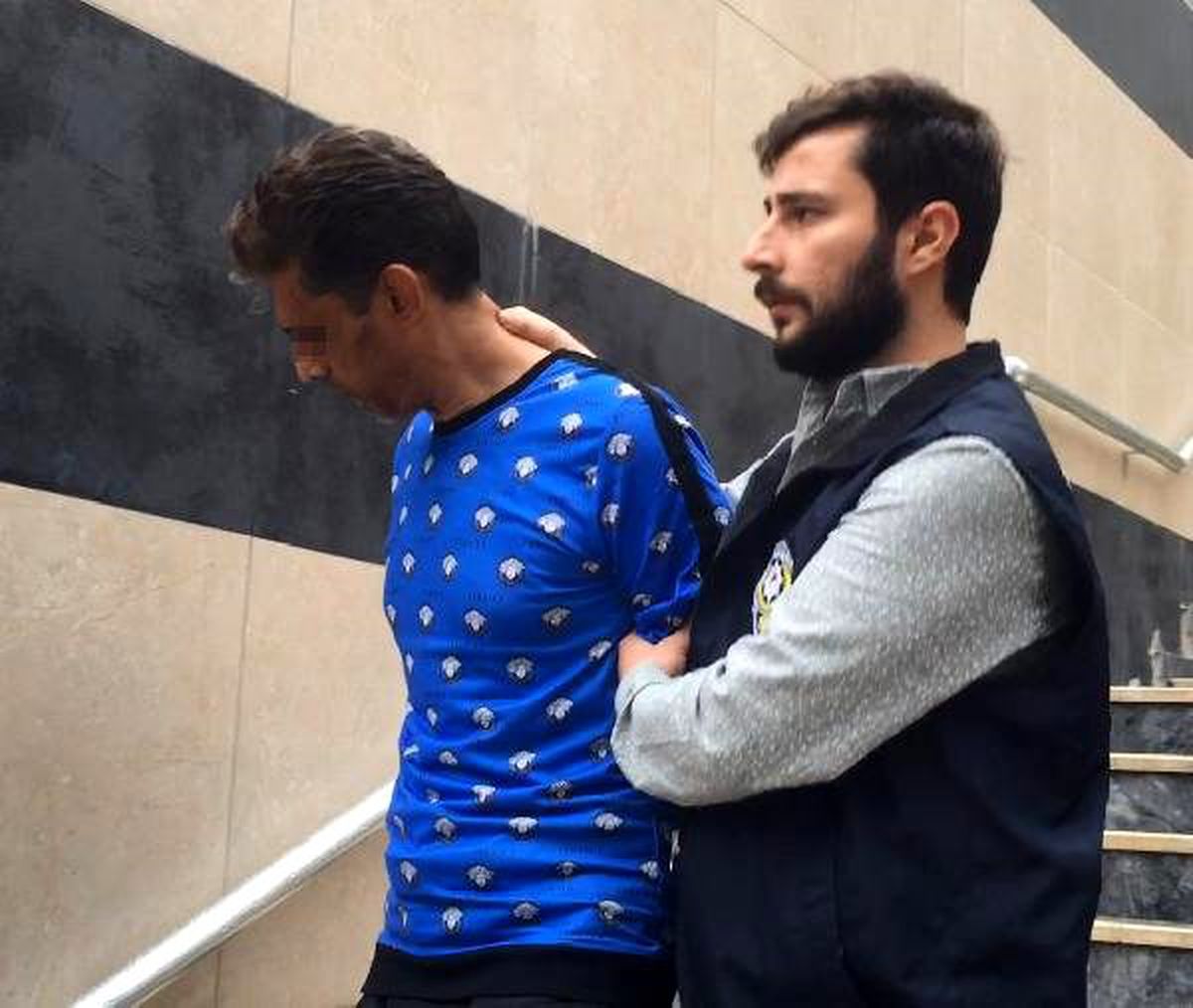 İran'lı sahte polisler, saunanın içinde böyle yakalandı