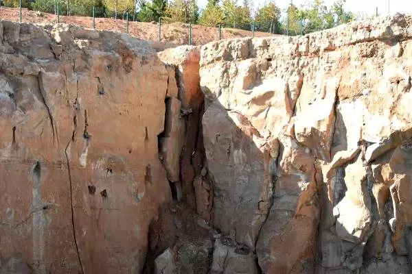 Konya'da 6 büyüklüğündeki deprem yıkıma neden olur Konya'da 6 büyüklüğündeki deprem yıkıma neden olur
