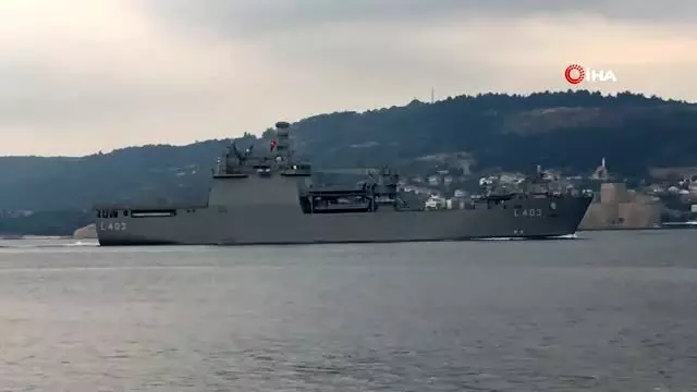 Nusret Mayın gemisi, TCG Alemdar gemisini boğaz geçişinde böyle selamladı Nusret Mayın gemisi, TCG Alemdar gemisini boğaz geçişinde böyle selamladı