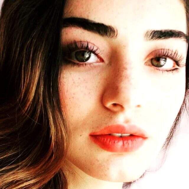 Özge Törer kimdir? Özge Törer Diriliş Osman'a katıldı!