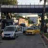 Adana Valisi Demirtaş: Saldırıda 1 polis memuru ile 4 kişi hafif yaralandı