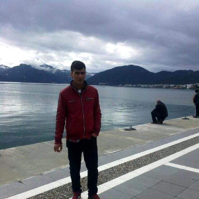 Adanalı genç, sosyal medyadan yaptığı canlı yayın sırasında intihar etti