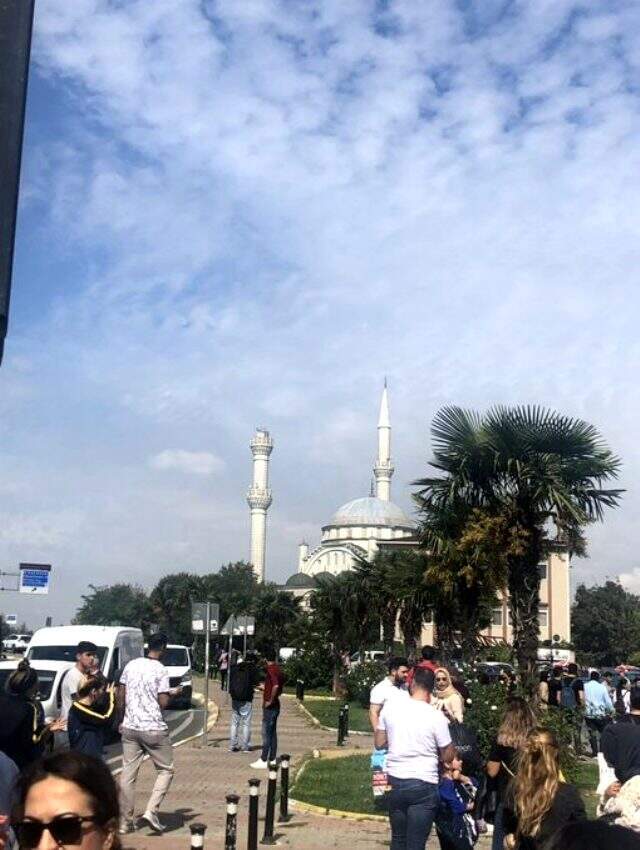 Avcılar'da polis helikopteri deprem sonrası hasar incelemesi yaptı