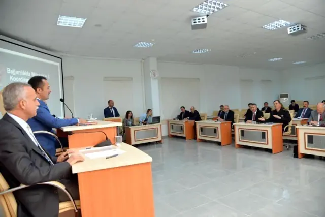 'Bağımlılıkla Mücadele İl Koordinasyon Kurulu' toplantısı 'Bağımlılıkla Mücadele İl Koordinasyon Kurulu' toplantısı