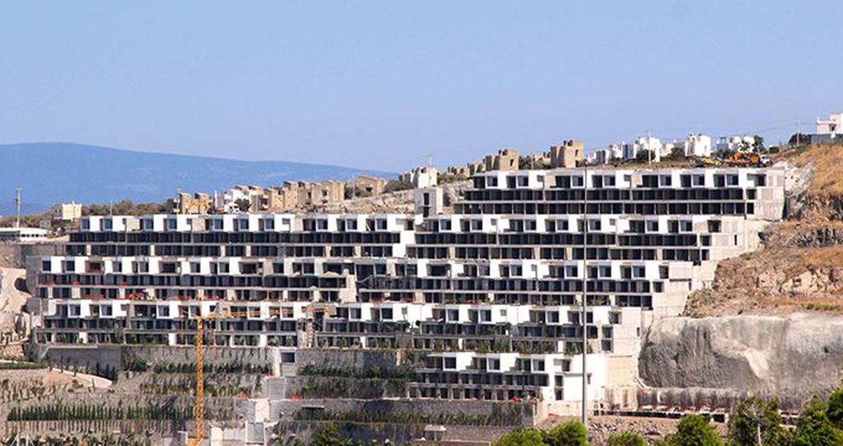 Bakan Kurum Bodrum'daki kaçak yapıları denetleyecek