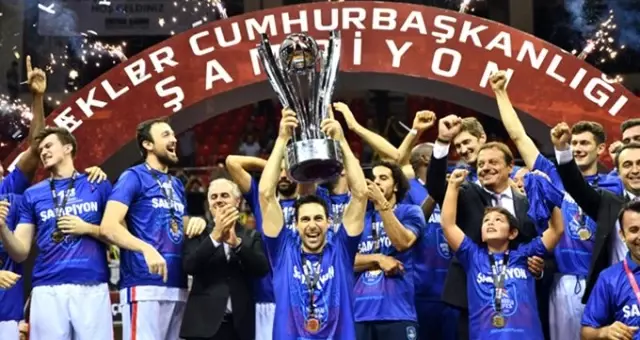 Cumhurbaşkanlığı Kupası Anadolu Efes'in!