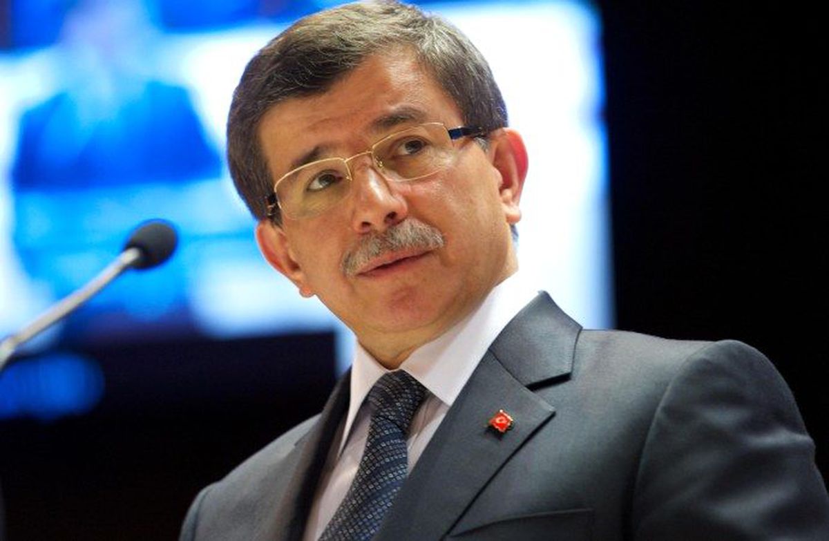 Davutoğlu'nun masasındaki son seçim anketi şaşırttı: Babacan ve Davutoğlu'nun toplam oy potansiyeli yüzde 20