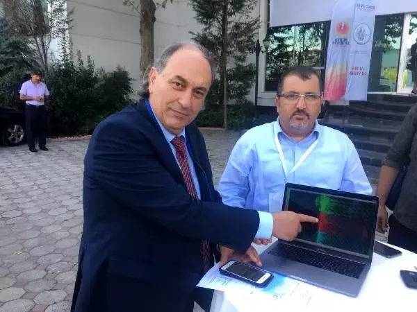 Deprem sempozyumunda depremi hissettiler Deprem sempozyumunda depremi hissettiler
