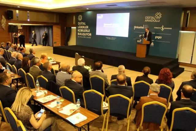 Dijital Anadolu Projesi Toplantısının 2'incisi Elazığ'da yapıldı Dijital Anadolu Projesi Toplantısının 2'incisi Elazığ'da yapıldı