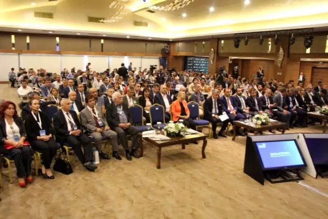 Dijital Anadolu Projesi Toplantısının 2'incisi Elazığ'da yapıldı Dijital Anadolu Projesi Toplantısının 2'incisi Elazığ'da yapıldı