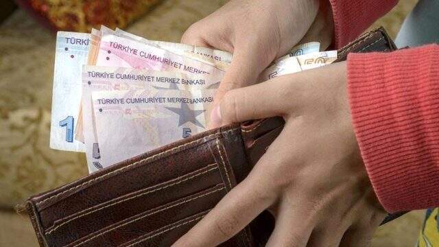 Eylül'de açlık sınırı 2 bin 64 lira, yoksulluk sınırı 6 bin 724 lira oldu