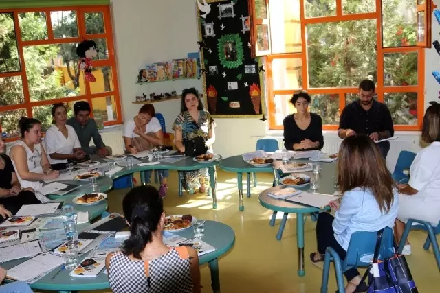 GKV'de veli bilgilendirme toplantısı GKV'de veli bilgilendirme toplantısı