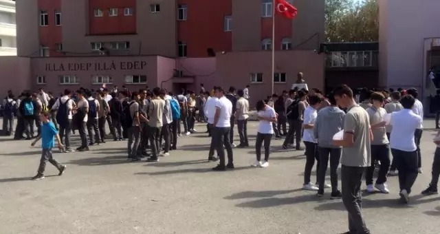 İstanbul depremi sonrası kalp krizi 2 kişi öldü, 43 kişi depremden kaçarken yaralandı