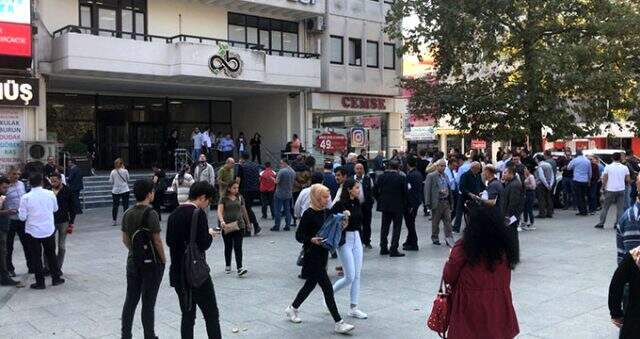 Son dakika: İstanbul'daki depremle ilgili Erdoğan'dan ilk açıklama: 8 vatandaşımız yaralandı