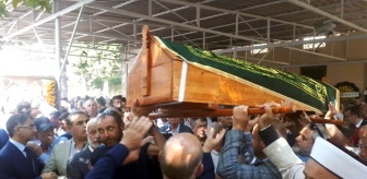 AK Partili eski milletvekili Ali Aydınlıoğlu babasını kaybetti
