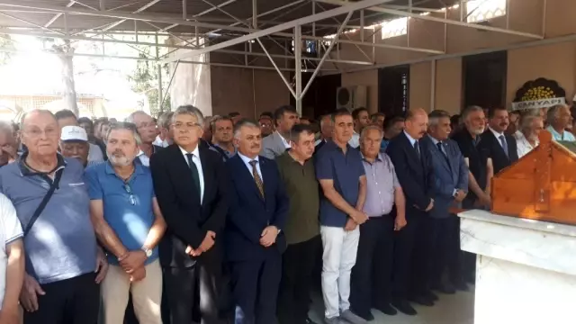AK Partili eski milletvekili Ali Aydınlıoğlu babasını kaybetti AK Partili eski milletvekili Ali Aydınlıoğlu babasını kaybetti