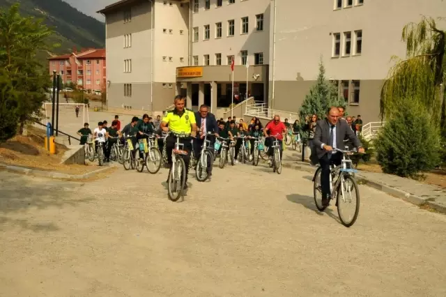 Akşehir'de 'Pedalını Kitap İçin Çevir' etkinliği Akşehir'de 'Pedalını Kitap İçin Çevir' etkinliği