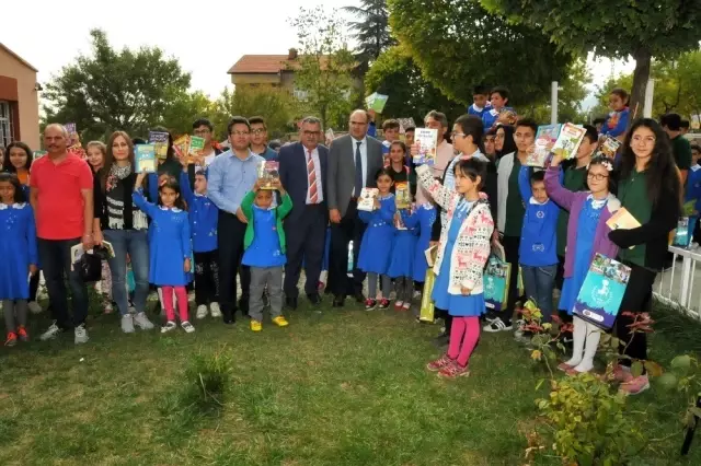 Akşehir'de 'Pedalını Kitap İçin Çevir' etkinliği Akşehir'de 'Pedalını Kitap İçin Çevir' etkinliği
