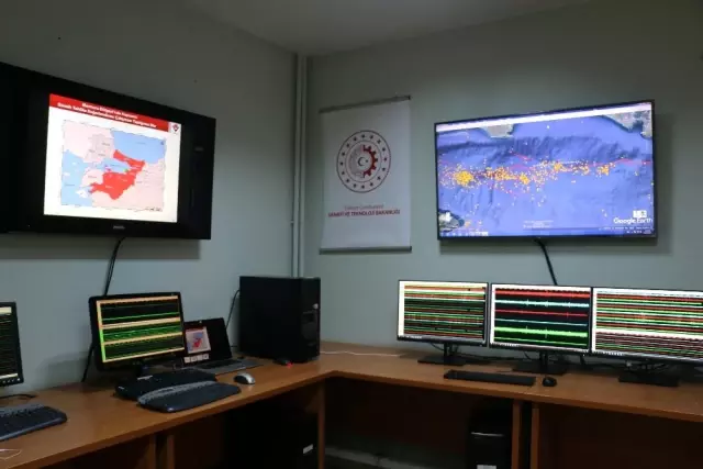 Bu merkez Turkiye'deki depremleri kaydederek kurumlara bildiriyor Bu merkez Turkiye'deki depremleri kaydederek kurumlara bildiriyor