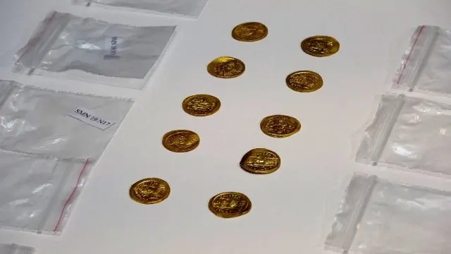 Çanakkale'de bin 500 yıllık Bizans definesi bulundu Çanakkale'de bin 500 yıllık Bizans definesi bulundu