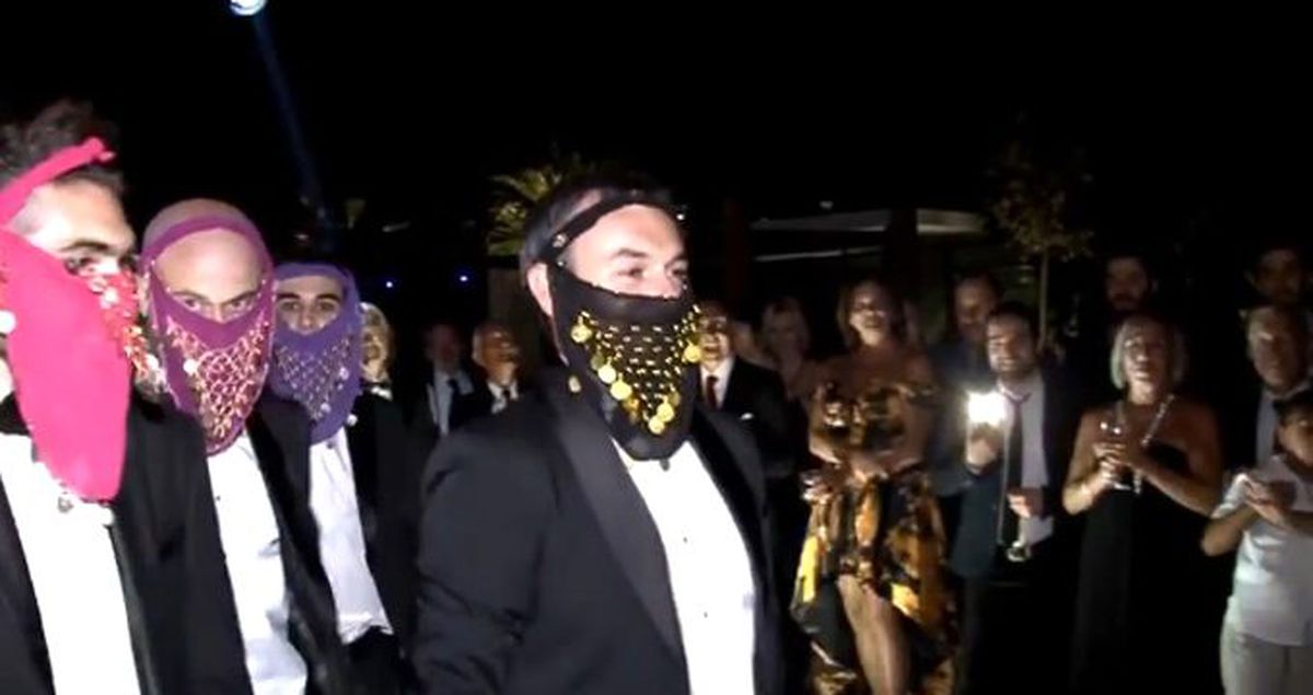 Damat ve arkadaşlarının mezdeke oynadığı görüntüler sosyal medyaya damga vurdu
