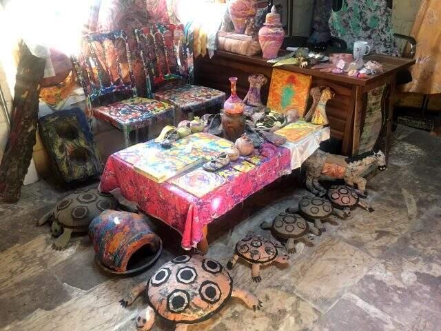 Ebru sanatına yeni boyut kazandırdı