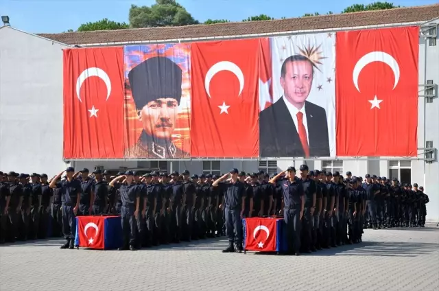 Ezine'de acemi erler yemin etti Ezine'de acemi erler yemin etti