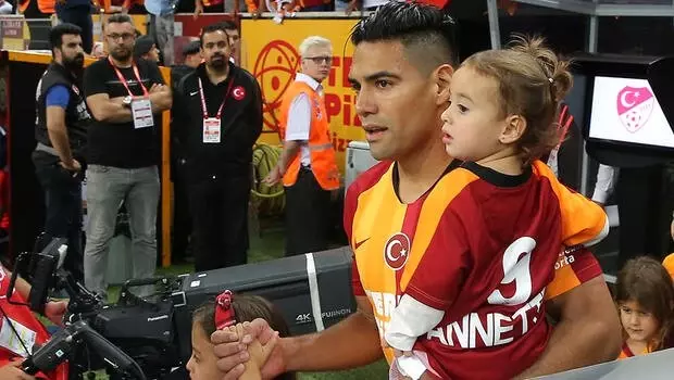 Falcao'dan paylaşım:
