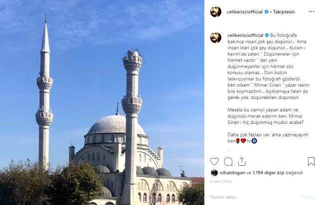 Şarkıcı Çelik, depremde minaresi yıkılan caminin fotoğrafının altın düştüğü notla dikkat çekti