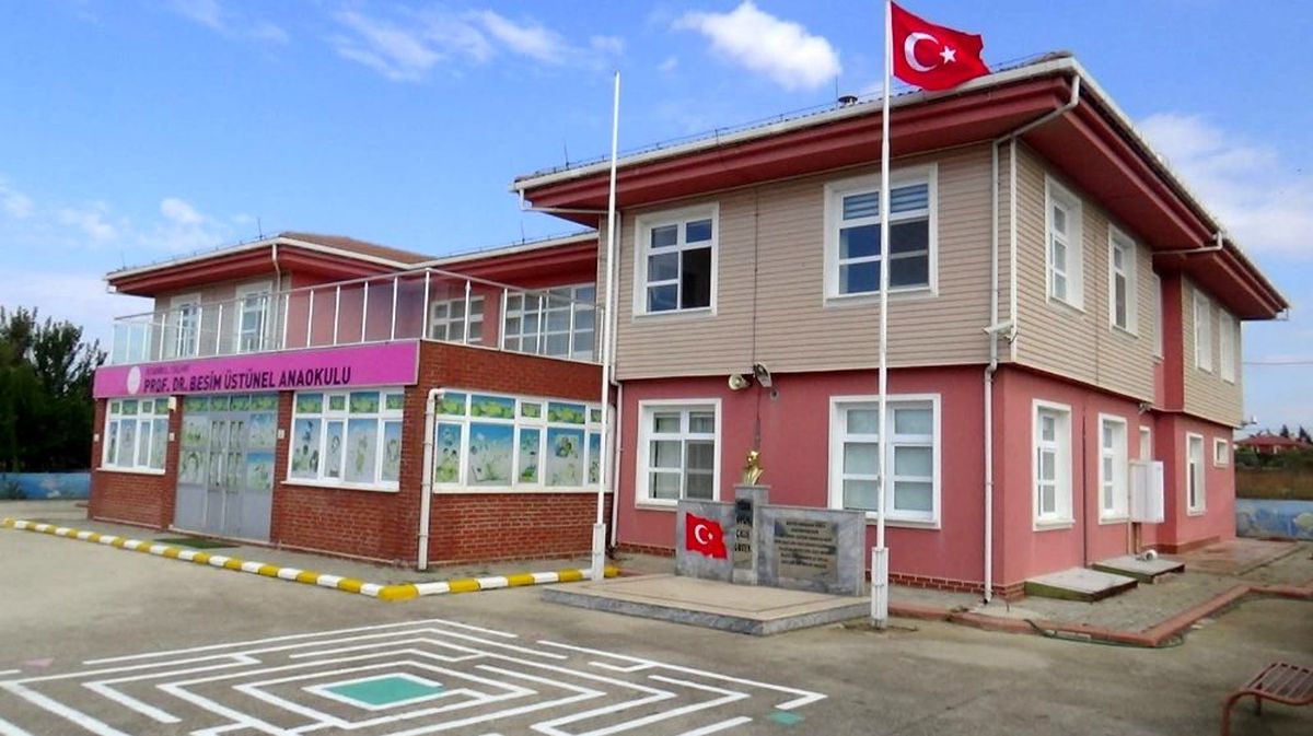 Silivri'de depremde hasar gören anaokulu mühürlendi