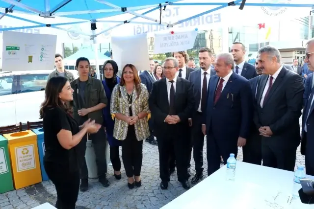 TBMM Başkanı Şentop, Trakya Üniversitesi akademik yılı açılışına katıldı TBMM Başkanı Şentop, Trakya Üniversitesi akademik yılı açılışına katıldı