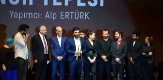 Cenk Ertürk: 26. Uluslararası Altın Koza Film Festivali'nin büyük ödülleri sahiplerini buldu Cenk Ertürk: 26. Uluslararası Altın Koza Film Festivali'nin büyük ödülleri sahiplerini buldu