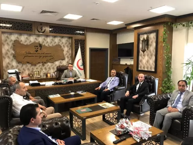 Ahlatcı'dan hastalara ziyaret Ahlatcı'dan hastalara ziyaret
