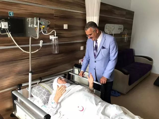 Ahlatcı'dan hastalara ziyaret Ahlatcı'dan hastalara ziyaret