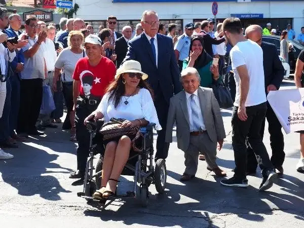 Bakan selçuk: 384 bin engeli kardeşimizi iş hayatına kazandırdık Bakan selçuk: 384 bin engeli kardeşimizi iş hayatına kazandırdık