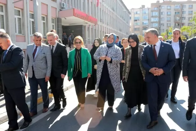 Bakan Selçuk, Balıkesir'i rakamlarla anlattı Bakan Selçuk, Balıkesir'i rakamlarla anlattı