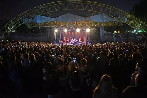 Bursa'da duman konseri