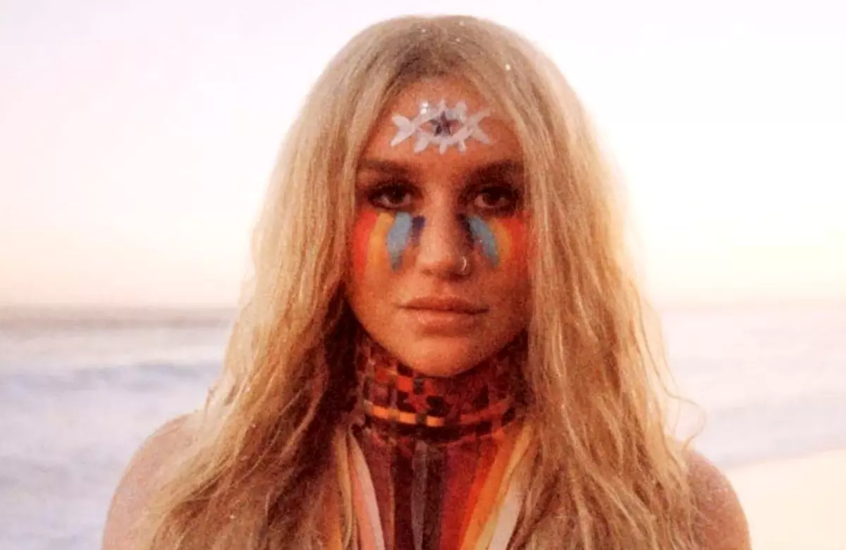 Kesha pop müziğe geri dönüyor
