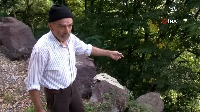 Kına dönüşü düştüğü 30 metrelik uçurumda 10 saat mahsur kalan yaşlı kadını itfaiye kurtardı Kına dönüşü düştüğü 30 metrelik uçurumda 10 saat mahsur kalan yaşlı kadını itfaiye kurtardı