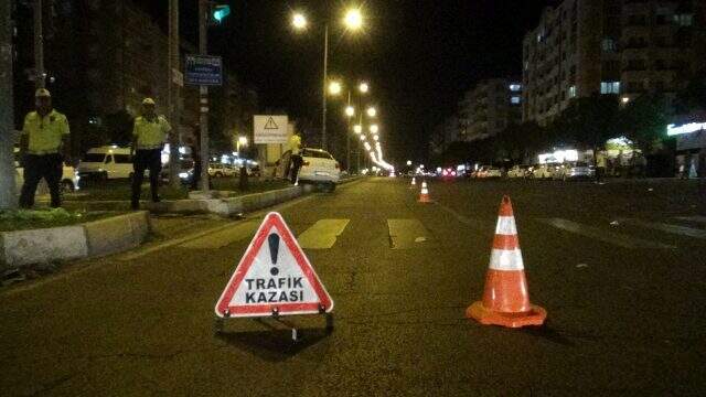 Kırmızı ışıkta geçen otomobilin kaza yapması sonucu 7 kişi yaralandı
