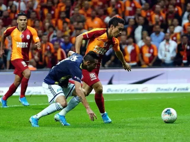 Süper Lig: Gaatasaray: 0 - Fenerbahçe: 0 (İlk yarı) Süper Lig: Gaatasaray: 0 - Fenerbahçe: 0 (İlk yarı)