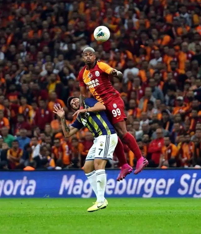 Süper Lig: Gaatasaray: 0 - Fenerbahçe: 0 (İlk yarı) Süper Lig: Gaatasaray: 0 - Fenerbahçe: 0 (İlk yarı)
