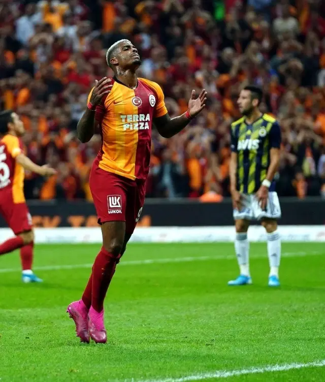 Süper Lig: Gaatasaray: 0 - Fenerbahçe: 0 (İlk yarı) Süper Lig: Gaatasaray: 0 - Fenerbahçe: 0 (İlk yarı)