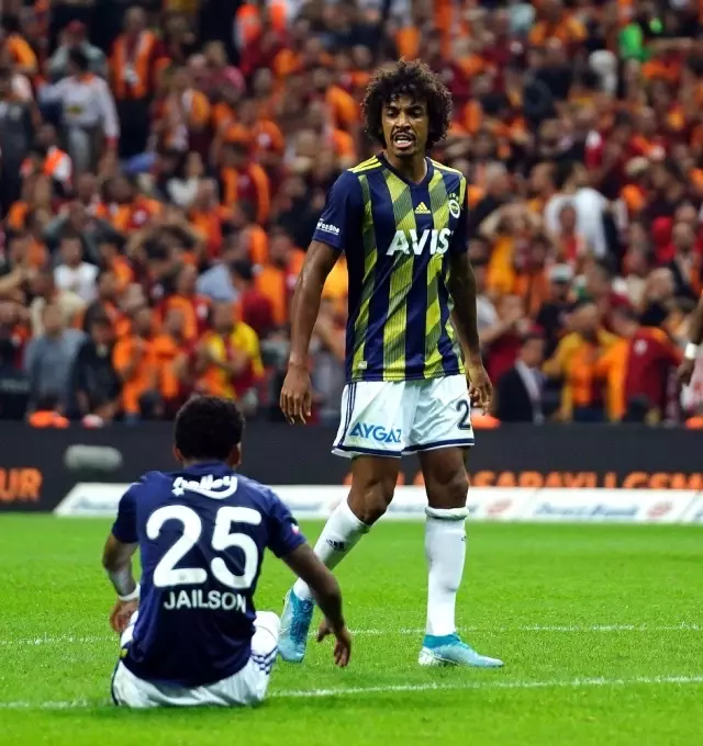 Süper Lig: Gaatasaray: 0 - Fenerbahçe: 0 (İlk yarı) Süper Lig: Gaatasaray: 0 - Fenerbahçe: 0 (İlk yarı)