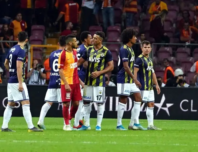 Süper Lig: Gaatasaray: 0 - Fenerbahçe: 0 (Maç sonucu) Süper Lig: Gaatasaray: 0 - Fenerbahçe: 0 (Maç sonucu)