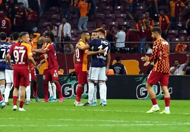 Süper Lig: Gaatasaray: 0 - Fenerbahçe: 0 (Maç sonucu) Süper Lig: Gaatasaray: 0 - Fenerbahçe: 0 (Maç sonucu)