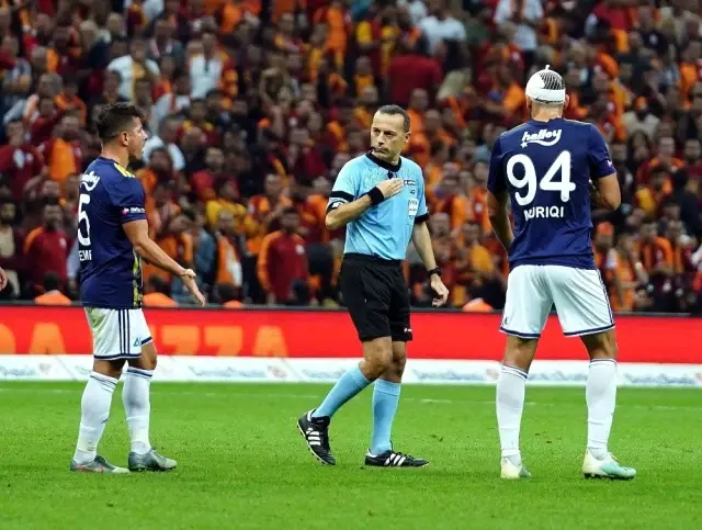 Süper Lig: Gaatasaray: 0 - Fenerbahçe: 0 (Maç sonucu) Süper Lig: Gaatasaray: 0 - Fenerbahçe: 0 (Maç sonucu)