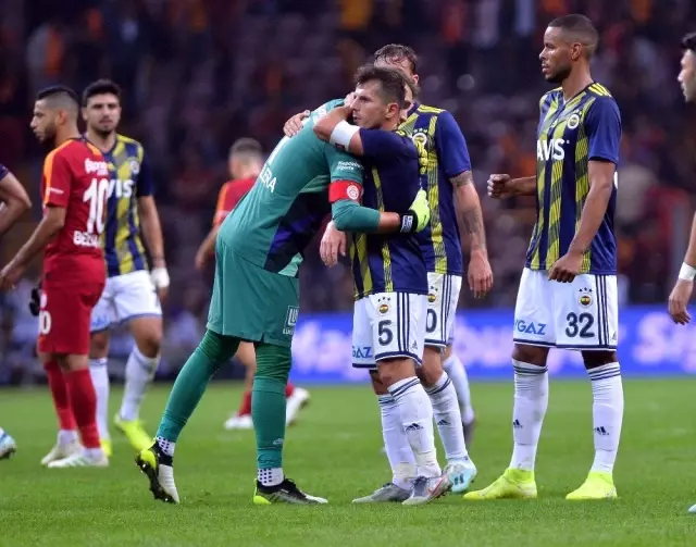 Süper Lig: Gaatasaray: 0 - Fenerbahçe: 0 (Maç sonucu) Süper Lig: Gaatasaray: 0 - Fenerbahçe: 0 (Maç sonucu)