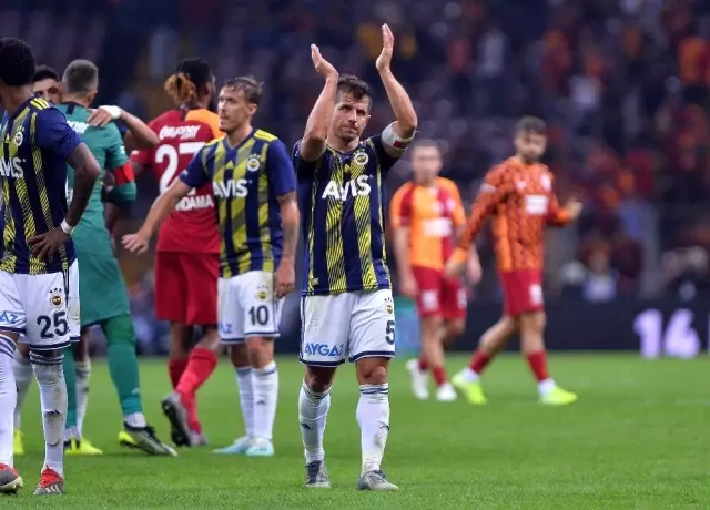 Süper Lig: Gaatasaray: 0 - Fenerbahçe: 0 (Maç sonucu) Süper Lig: Gaatasaray: 0 - Fenerbahçe: 0 (Maç sonucu)